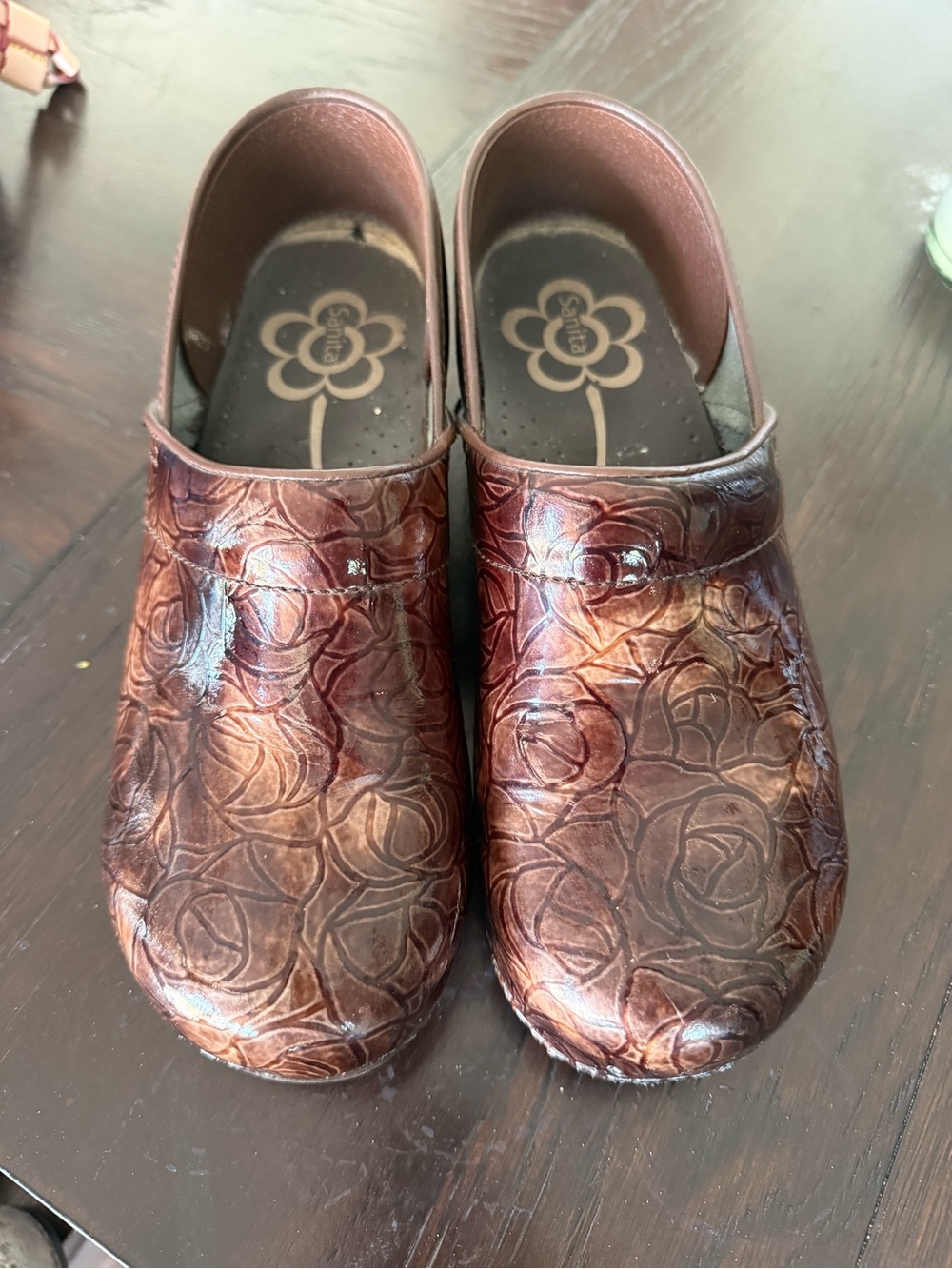 Sanita Women's Brown Floral Embossed Clogs